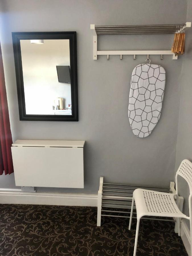 Number 19 Guest House - Self Check In - Under 4 Miles From Barrow In Furness Dalton in Furness Exterior photo