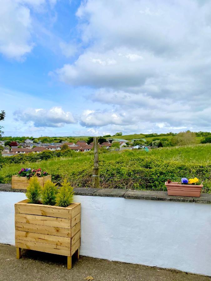 Number 19 Guest House - Self Check In - Under 4 Miles From Barrow In Furness Dalton in Furness Exterior photo